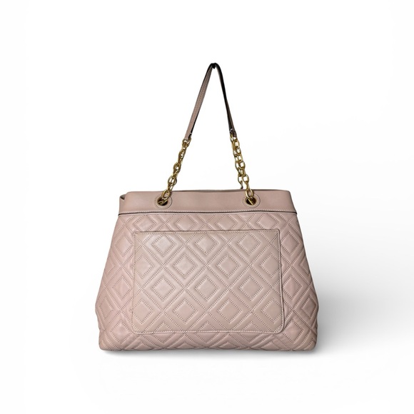 Tory Burch Fleming Soft Quilted Leather Tote – Chain Strap – Blush w/ Dust bag - Picture 4 of 10
